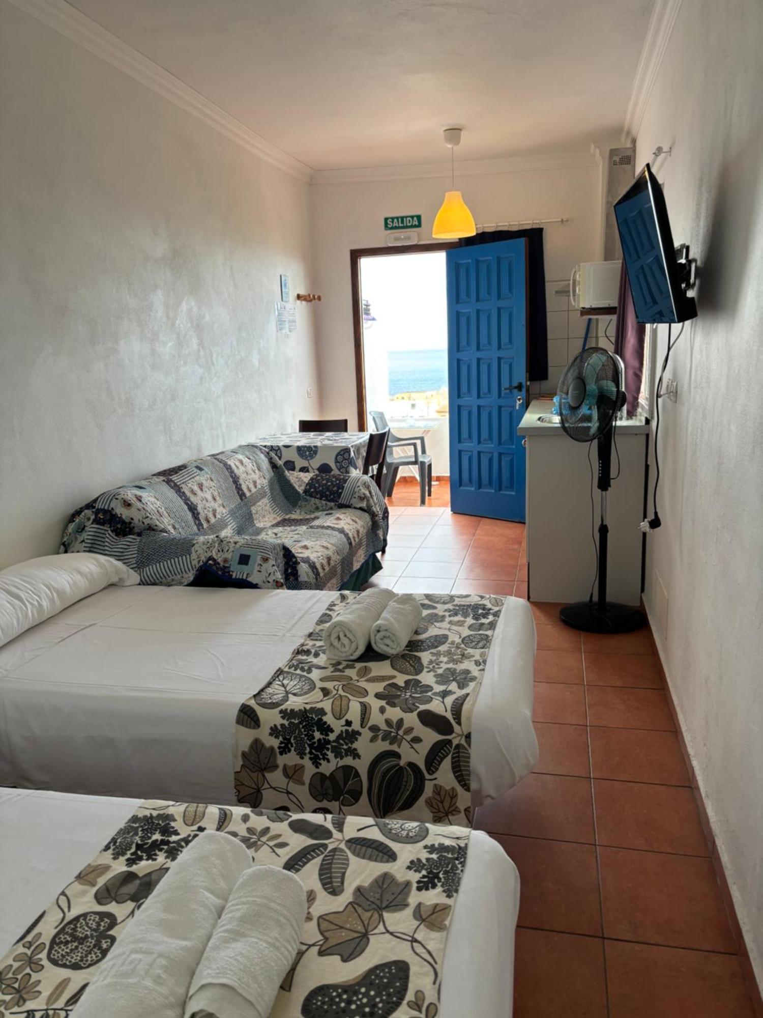Apartamentos Y Habitaciones Villa Marina La Caleta  Exterior foto