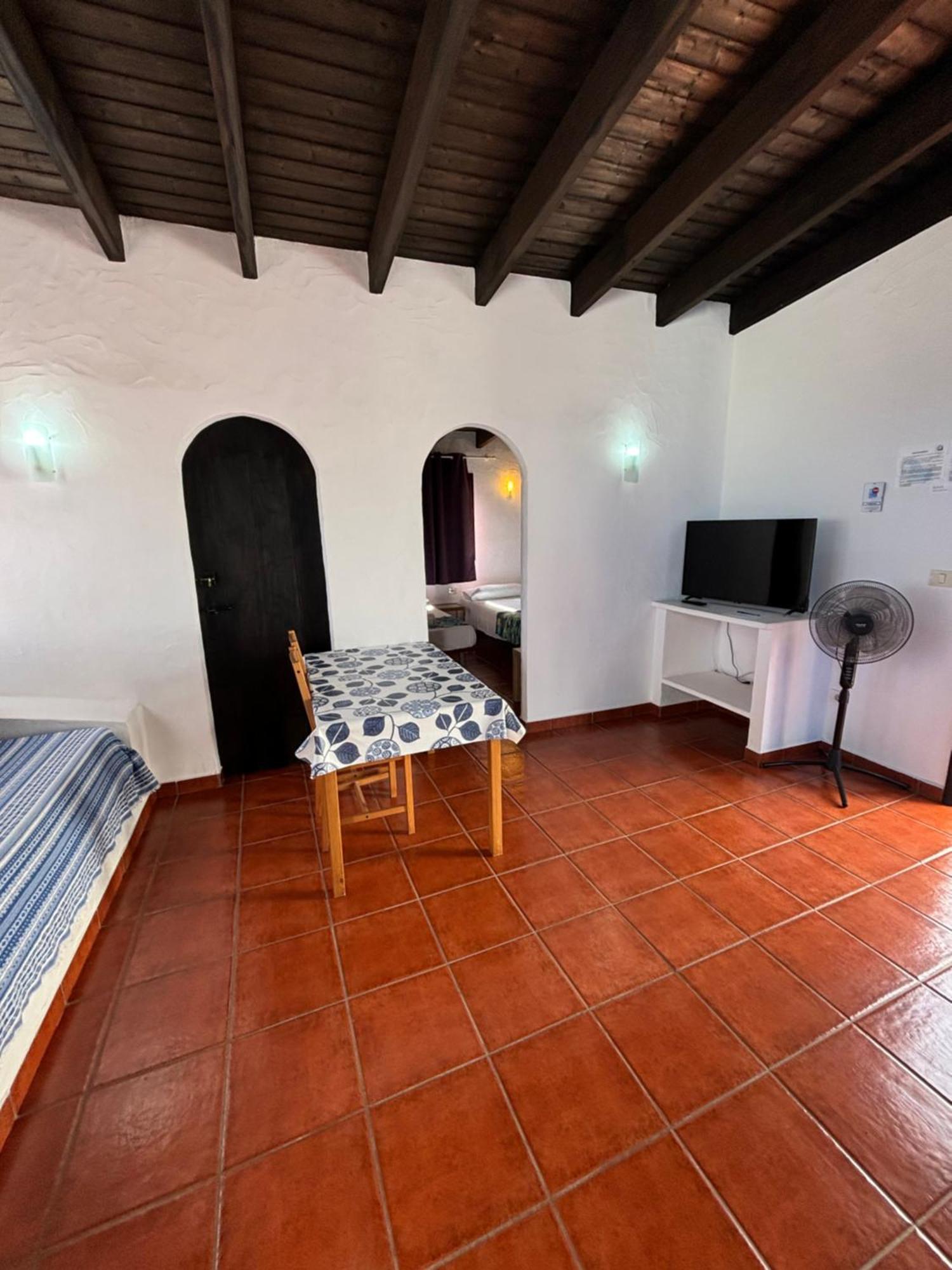 Apartamentos Y Habitaciones Villa Marina La Caleta  Exterior foto